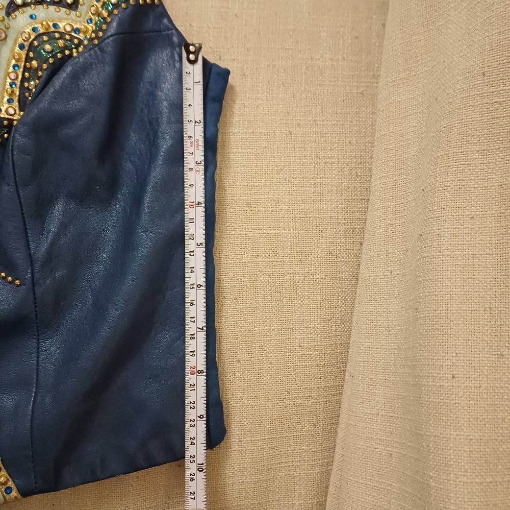Showtime Collection Leather Rhinestone Vest - Picture 7 of 7